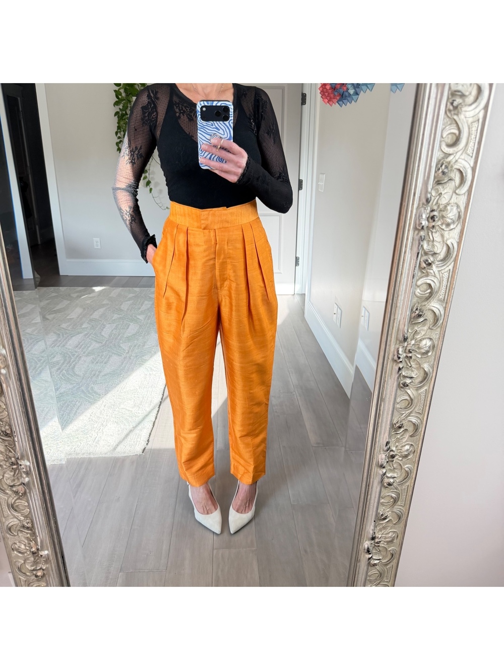 Julia Amory Silk Orange High-Waisted Pleatedo Pants Size M